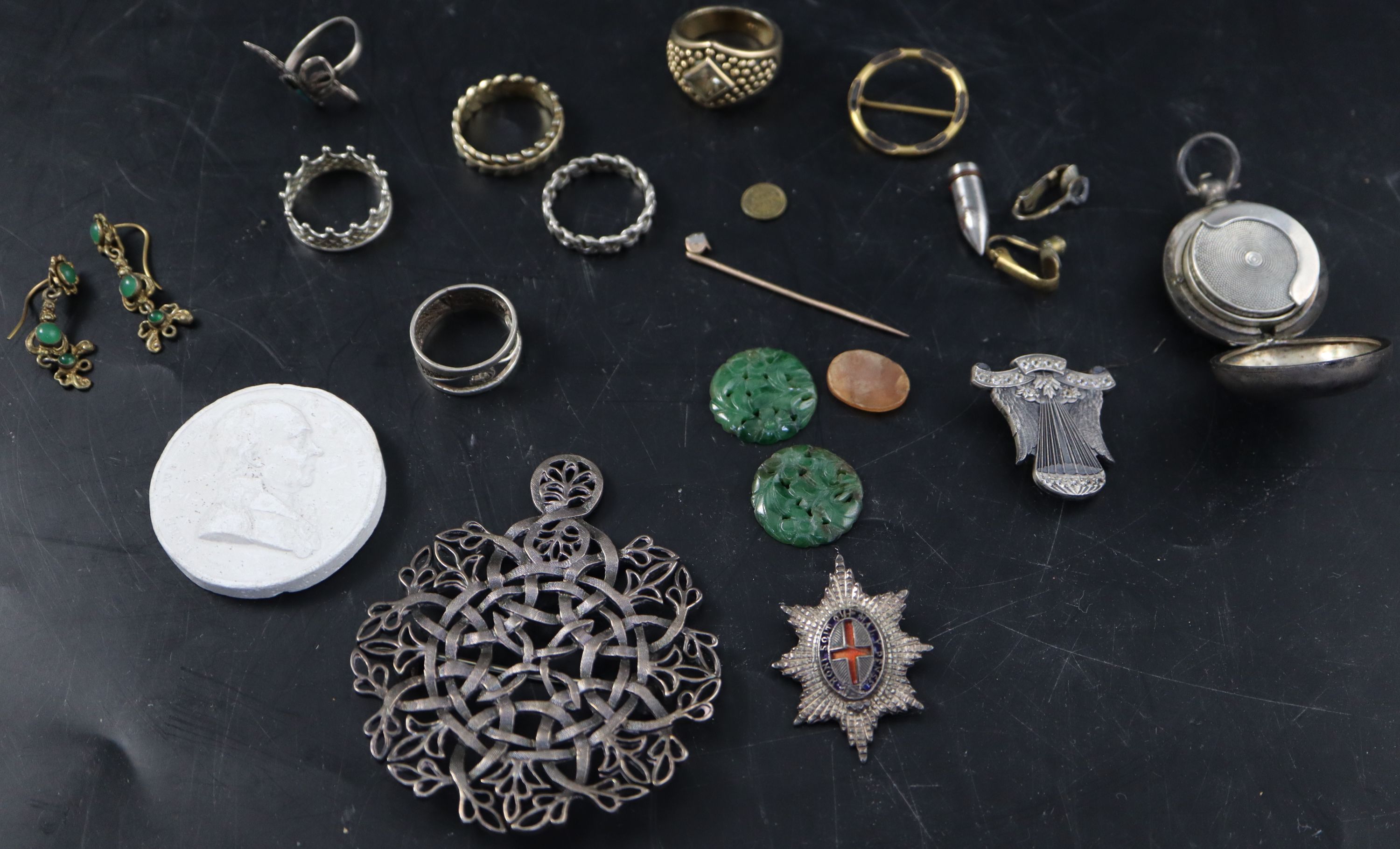 Assorted semi-precious jewellery including a late Victorian silver sovereign case